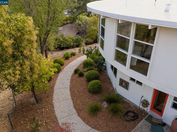 1874 Meadow Ln, Walnut Creek CA 94595