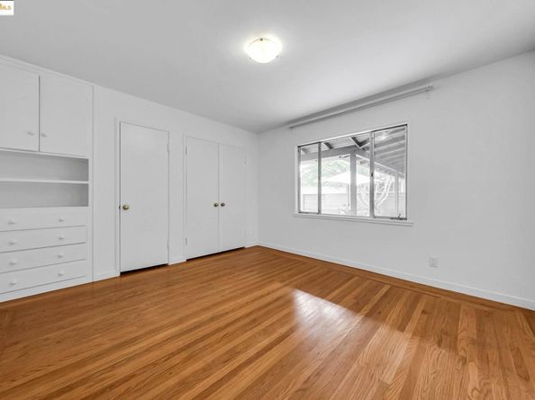 7116 Hemlock, Oakland CA 94611