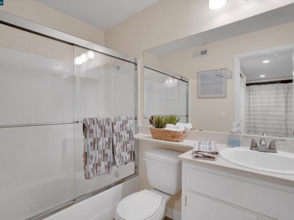 242 Via El Dorado Lane, Martinez CA 94553