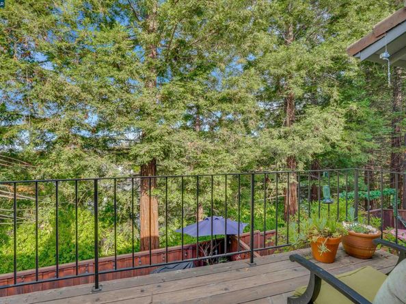 242 Via El Dorado Lane, Martinez CA 94553
