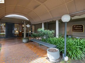 5340 Broadway Ter 102, Oakland CA 94618