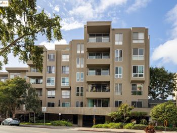 5340 Broadway Ter