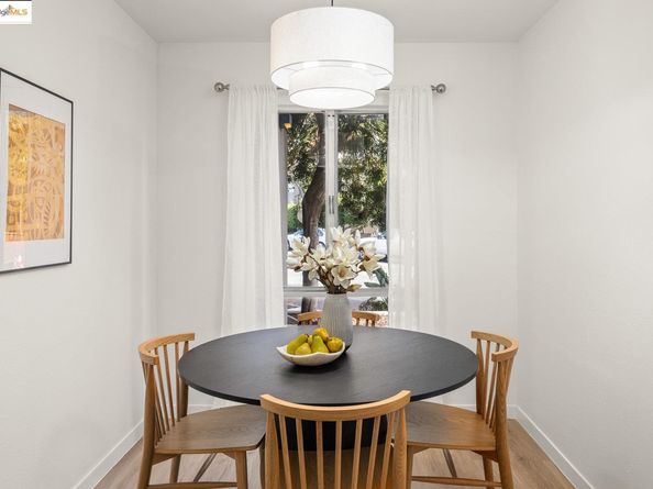 5340 Broadway Ter 102, Oakland CA 94618