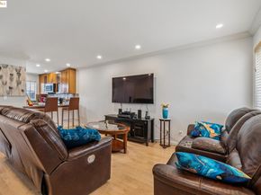 21564 Meekland Ave 1, Hayward CA 94541