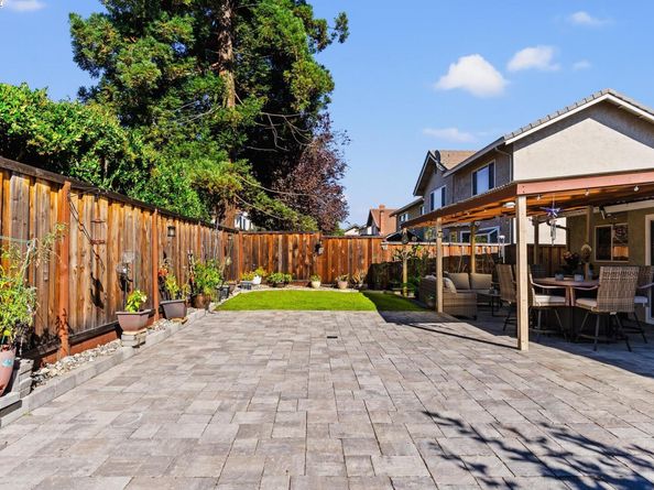 1291 Xavier Ave, Hayward CA 94545