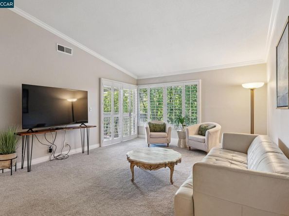 2658 Saklan Indian 3, Walnut Creek CA 94595