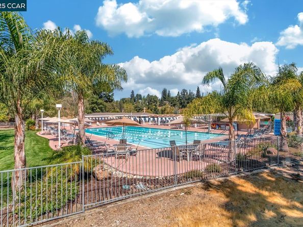 2658 Saklan Indian 3, Walnut Creek CA 94595