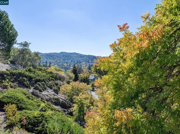 2658 Saklan Indian 3, Walnut Creek CA 94595
