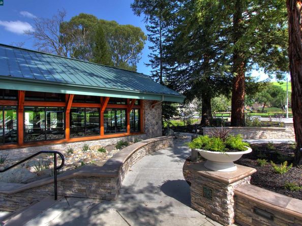 2658 Saklan Indian 3, Walnut Creek CA 94595