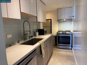 755 Corbett Ave, San Francisco CA 94131