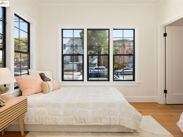 1668 Arch St, Berkeley CA 94709
