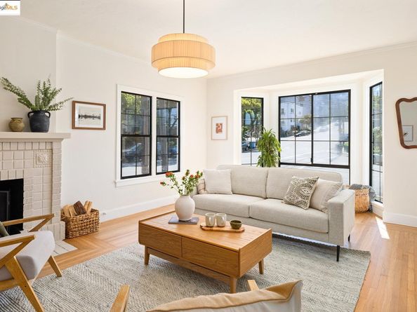 1668 Arch St, Berkeley CA 94709