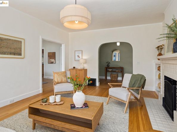 1668 Arch St, Berkeley CA 94709