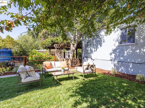 1668 Arch St, Berkeley CA 94709