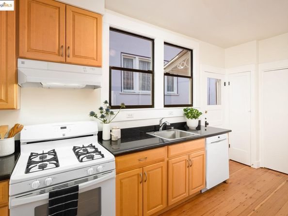 1668 Arch St, Berkeley CA 94709