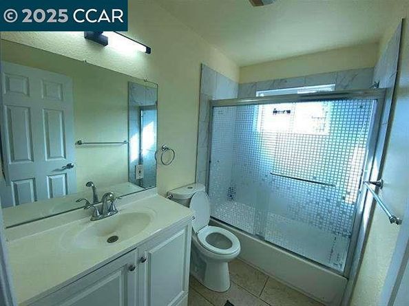 150 Rodeo Ave, Rodeo CA 94572
