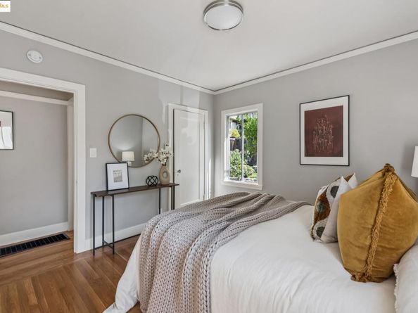 4032 Laurel Ave, Oakland CA 94602