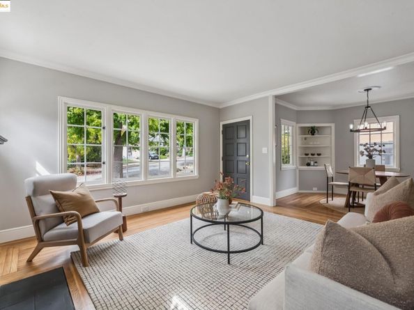 4032 Laurel Ave, Oakland CA 94602