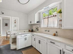 4032 Laurel Ave, Oakland CA 94602
