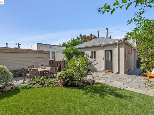 4032 Laurel Ave, Oakland CA 94602
