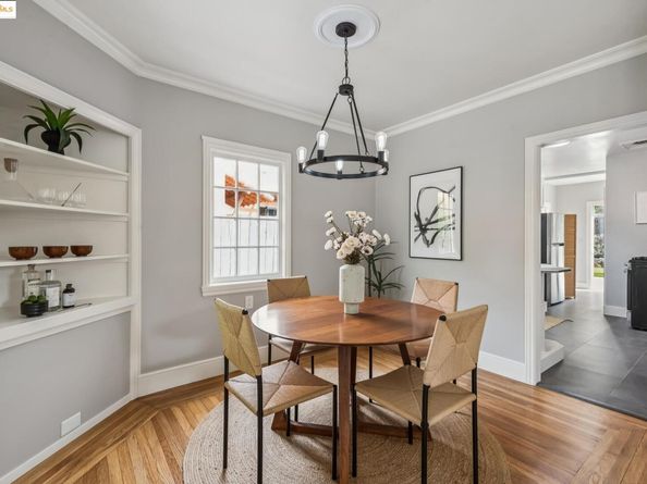 4032 Laurel Ave, Oakland CA 94602