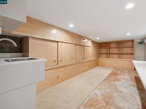 1375 Summit Park Ct, El Cerrito CA 94530