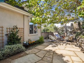 1375 Summit Park Ct, El Cerrito CA 94530