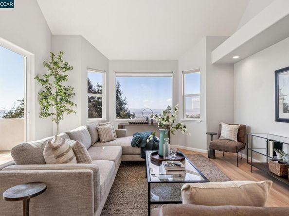 1375 Summit Park Ct, El Cerrito CA 94530