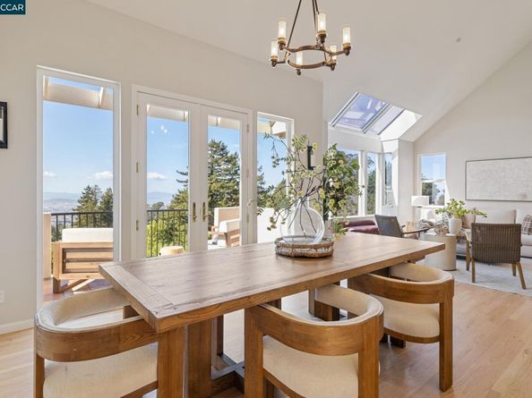 1375 Summit Park Ct, El Cerrito CA 94530