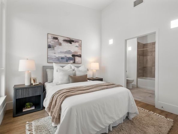 1545 32nd Street 309, Oakland CA 94608