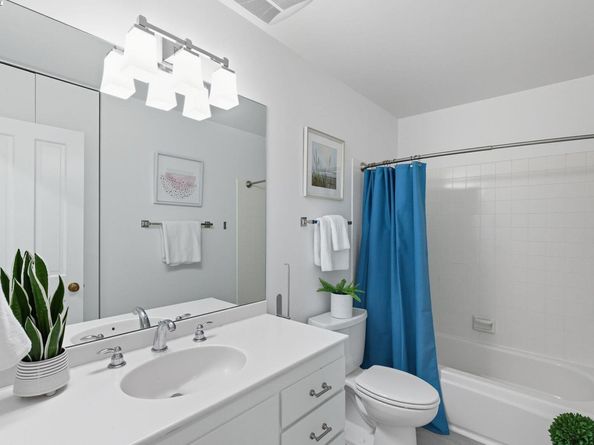 156 Lombard St 28, San Francisco CA 94111
