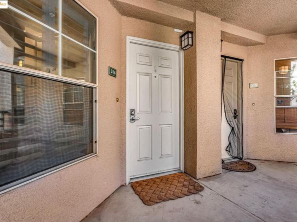 180 Caldecott 314, Oakland CA 94618