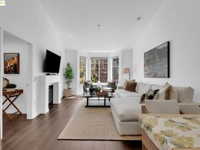180 Caldecott 314, Oakland CA 94618