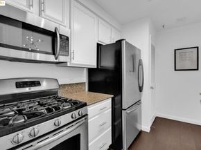 180 Caldecott 314, Oakland CA 94618