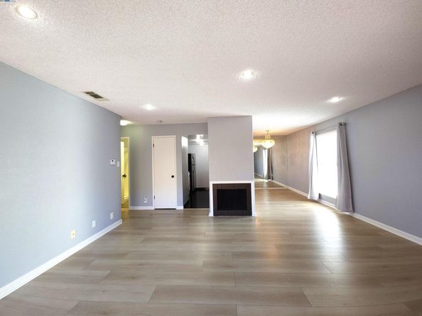 5580 Hemlock Terrace, Fremont CA 94538