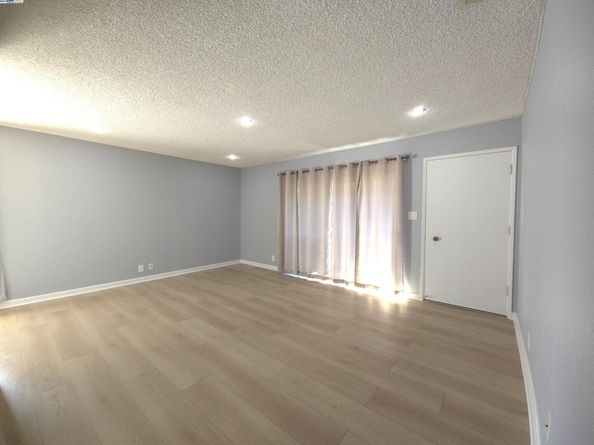 5580 Hemlock Terrace, Fremont CA 94538