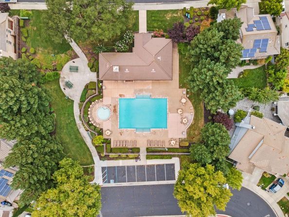 4052 Ghiotti Ct, Pleasanton CA 94588