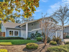 327 Mt Washington Way, Clayton CA 94517