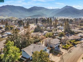 327 Mt Washington Way, Clayton CA 94517