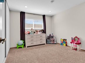 327 Mt Washington Way, Clayton CA 94517