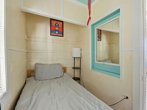 1813 Sacramento St, Berkeley CA 94702