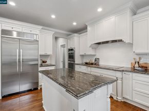 40 Oak Trail Ct, Alamo CA 94507