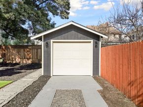 760 53Rd St, Oakland CA 94609
