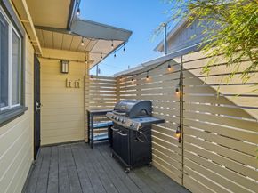 10768 Sheldon St, Oakland CA 94605