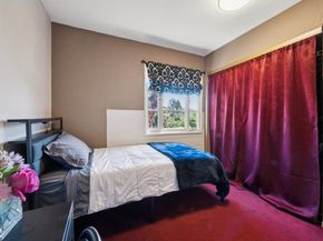 10768 Sheldon St, Oakland CA 94605