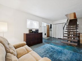 10768 Sheldon St, Oakland CA 94605