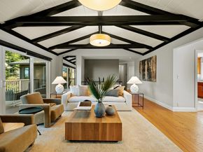 6611 Ascot Dr, Oakland CA 94611