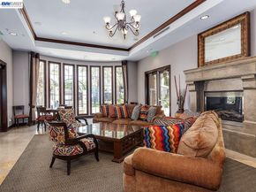 3240 Maguire Way 318, Dublin CA 94568