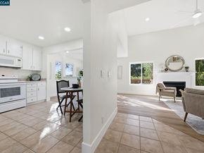 4852 Starflower Dr, Martinez CA 94553