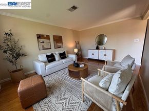 32301 Ruth Ct, Union City CA 94587